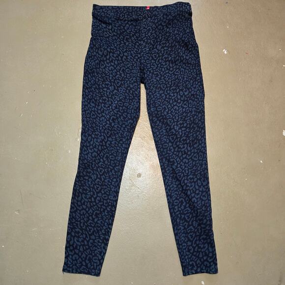Spanx Mid Rise Blue‎ Leopard Print Pull On Jeanish Leggings Women's Size Medium - Picture 2 of 6
